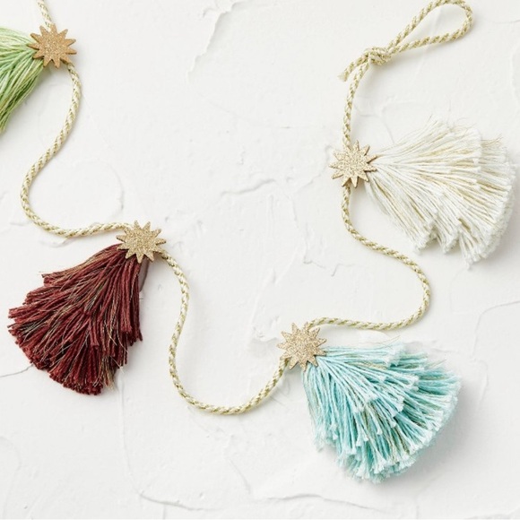 NWT opalhouse jungalow tassel star horizontal garland 72” Christmas - Picture 2 of 5